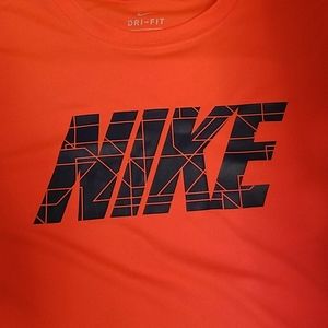 boys xl nike tshirt